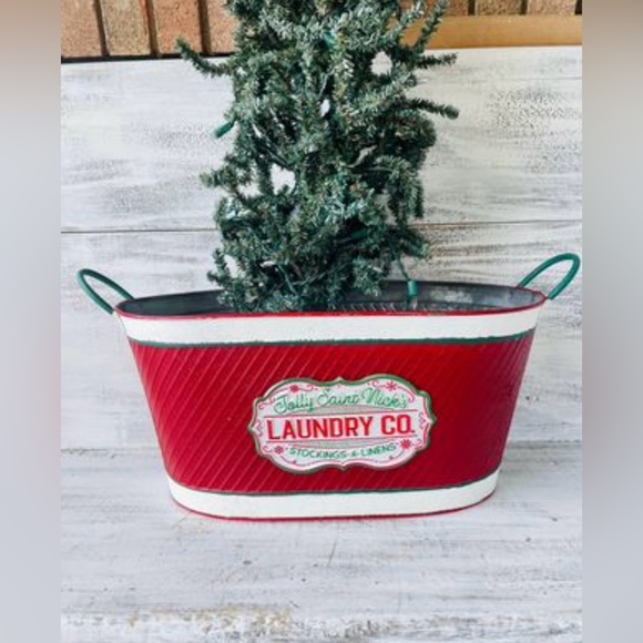 Jolly Saint Nick’s Laundry Co Oval Metal Bucket - Picture 10 of 10